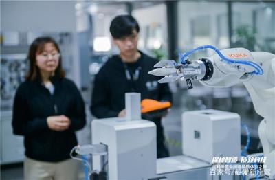 从生产到研发 探秘杭州湾吉利汽车工厂的智能机器人研发之路