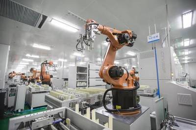 湖南省委副书记乌兰调研桑顿新能源 强调支持科技创新与成果转化